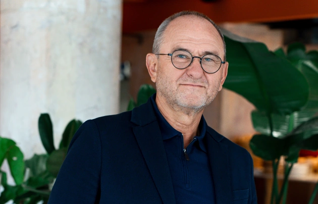 Дмитрий Азаров